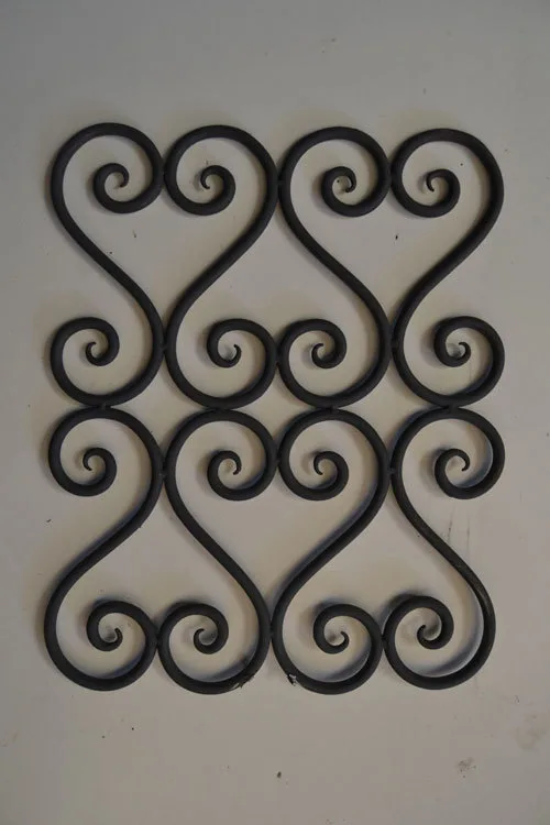 Cache-radiateur à motif cœur